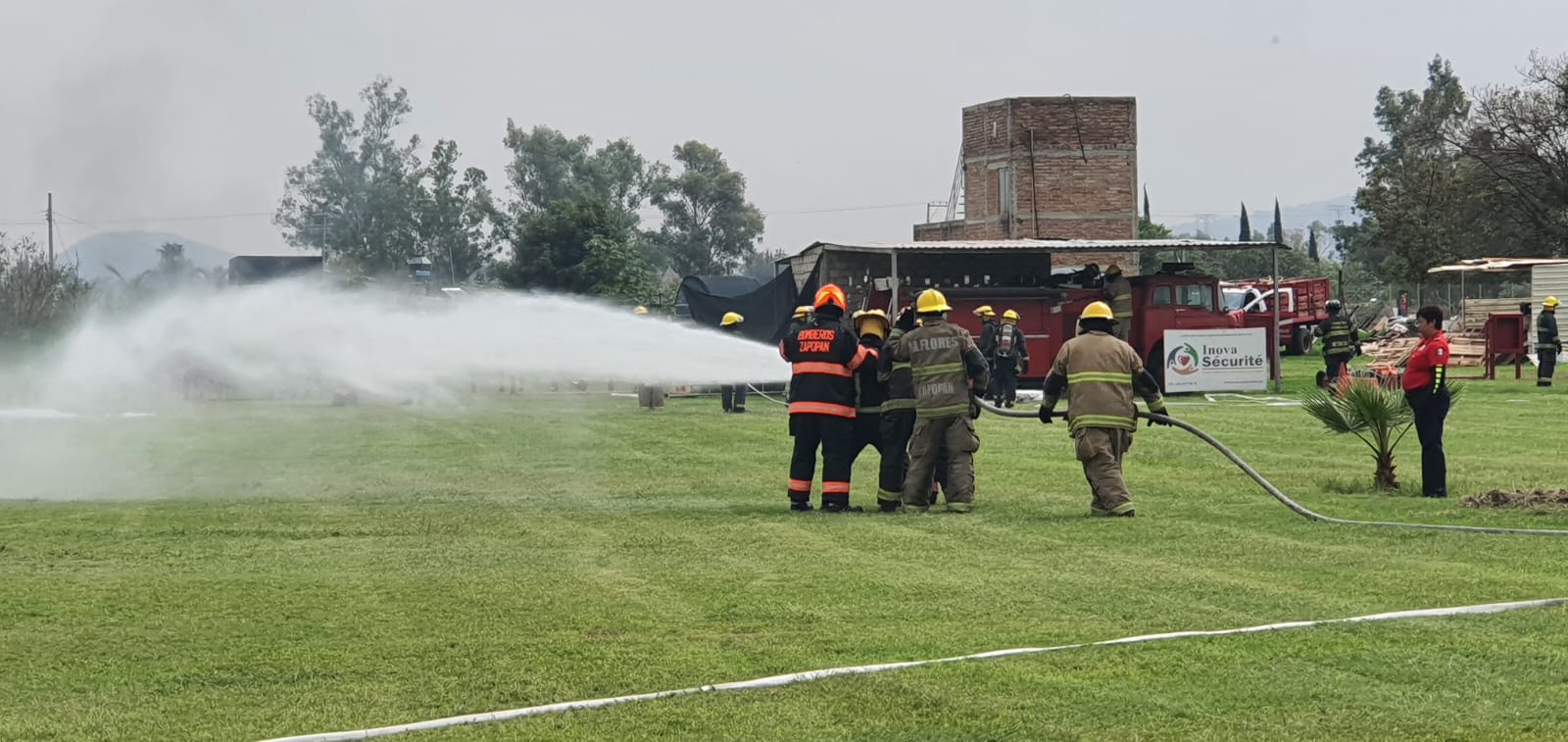 Maniobras coordinadas de extinción de incendios